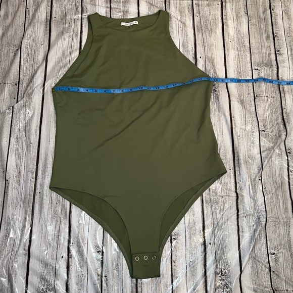 Reoria Bodysuit - Picture 5 of 8